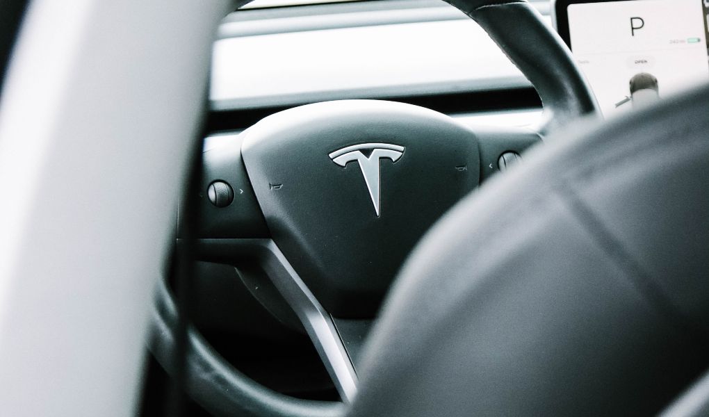 Elon Musk intentó vender Tesla a Apple y Tim Cook lo rechazó 2 Elon Musk intentó vender Tesla