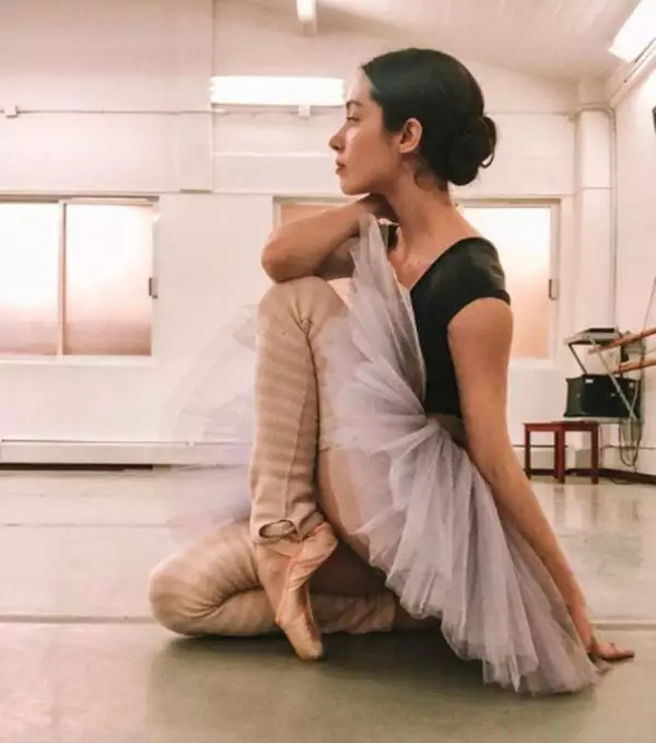Greta Elizondo es una de las solistas de la Compañía Nacional de Danza. Foto Instagram @gretaelizondo
