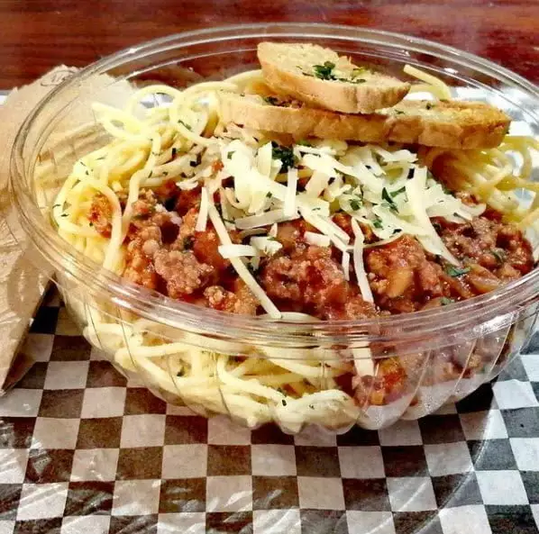 Spaghetti a la boloñesa. Foto: Instragram @alcatraz.gourmet.delivery