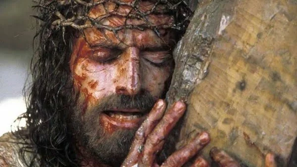 Jim Caviezel protagoniza La Pasión de Cristo