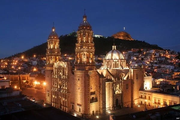 Zacatecas tiene una hermosa catedral. Foto Jesús Ricardo Flores Márquez Licencias Creative Commons