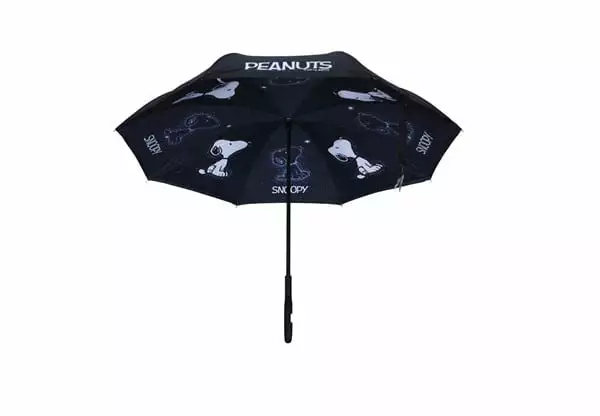 Paraguas Peanuts reversible de doble tela. De venta en Liverpool