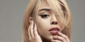 Danna Paola look rubia
