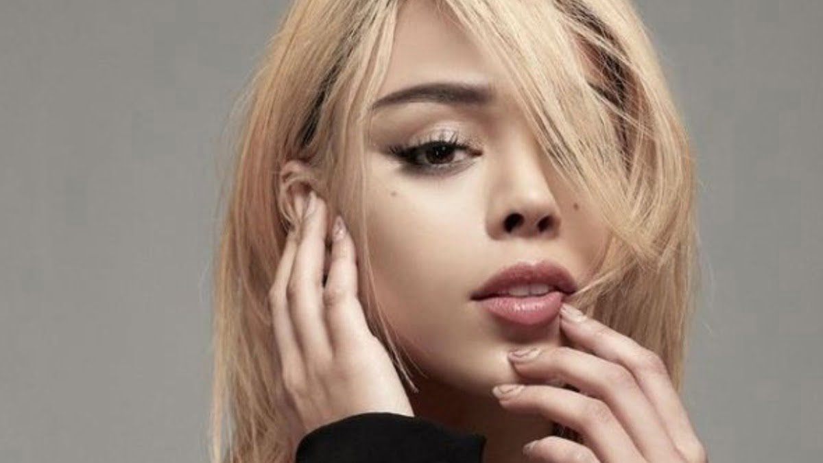 Danna Paola Estrena Nuevo Look Revista Estilos 8786