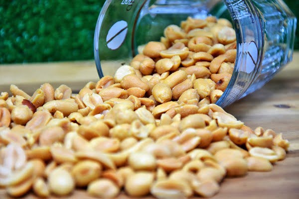 Los cacahuates son una excelente botana para ver el Super Bowl. Foto Capri23auto en Pixabay