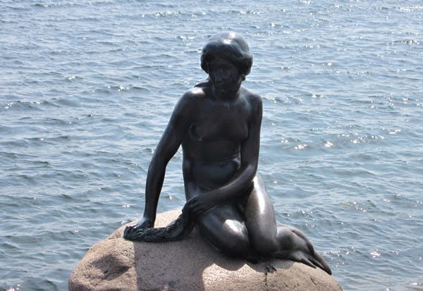 La Sirenita de Copenhague. Foto @palomamoraguerrerophotography