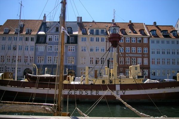Nyhavn es el canal mas famoso de Copenhague. @palomamoraguerrerophotography 1