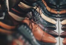 Conoce los 5 tipos de zapatos que necesita un hombre en su clóset. Foto Pexels en Pixabay